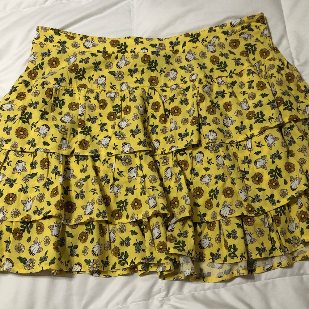 👻 Spooky Yellow Floral Tiered Mini Skirt